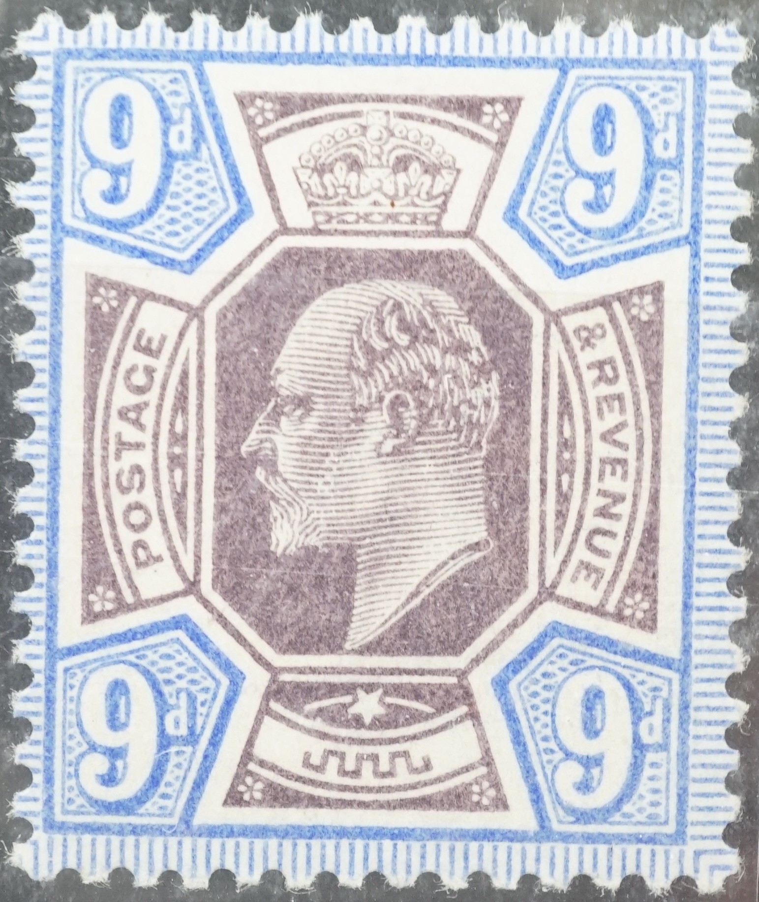 Great Britain Edward VII stamps in auction folders with 9d-10d-one shilling, mint, officials mint and used